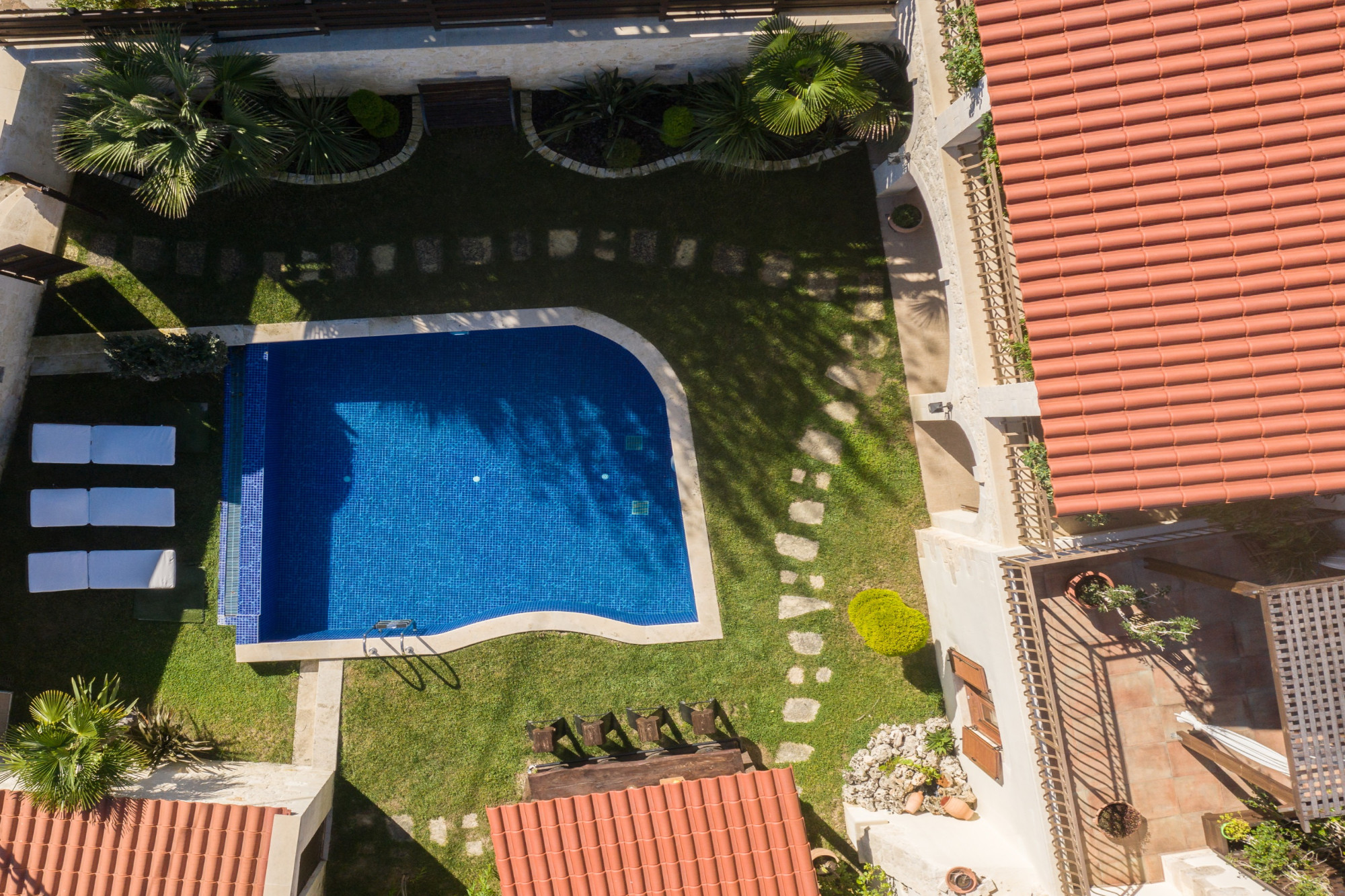 Nicole Villa Nicole Villa